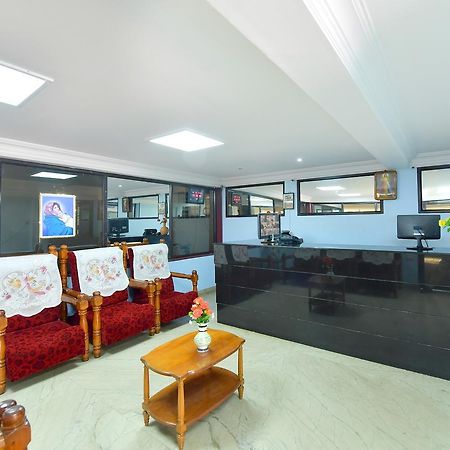 Hotel Elisa International Tourist Home Thiruvananthapuram Exterior photo
