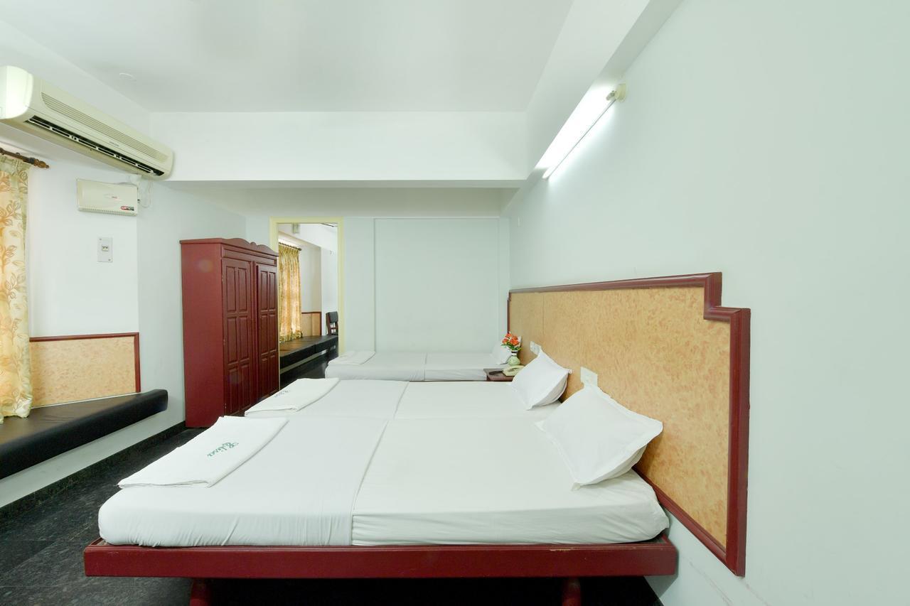 Hotel Elisa International Tourist Home Thiruvananthapuram Exterior photo