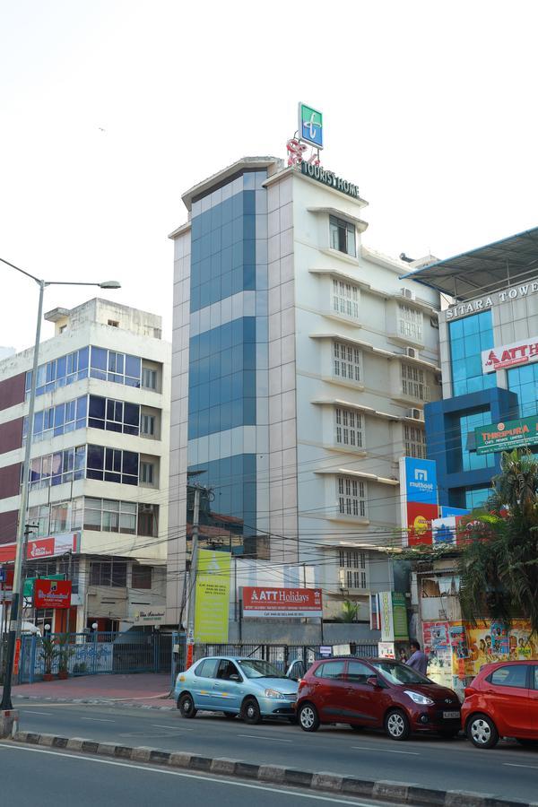 Hotel Elisa International Tourist Home Thiruvananthapuram Exterior photo